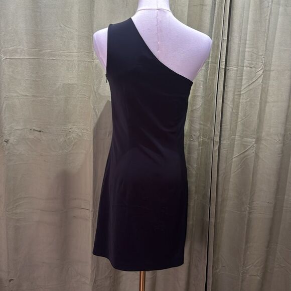 Sisley Chic Black One-Shoulder Dress - Picture 4 of 6